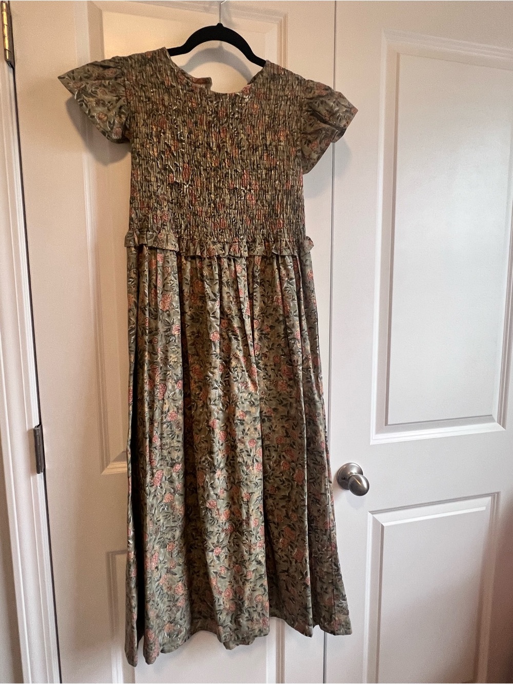 Victoria Dunn Green Floral Smocked Dress